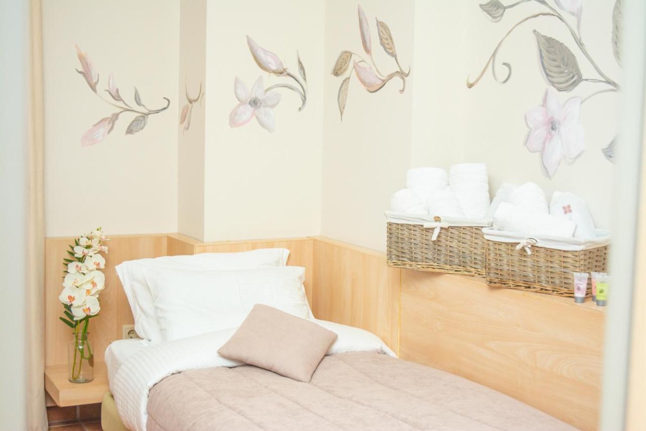 Platamon Centrale Hotel 2*